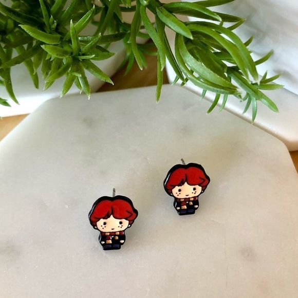 New! Harry Potter Hogwarts Acrylic Stud Earrings - Picture 8 of 14